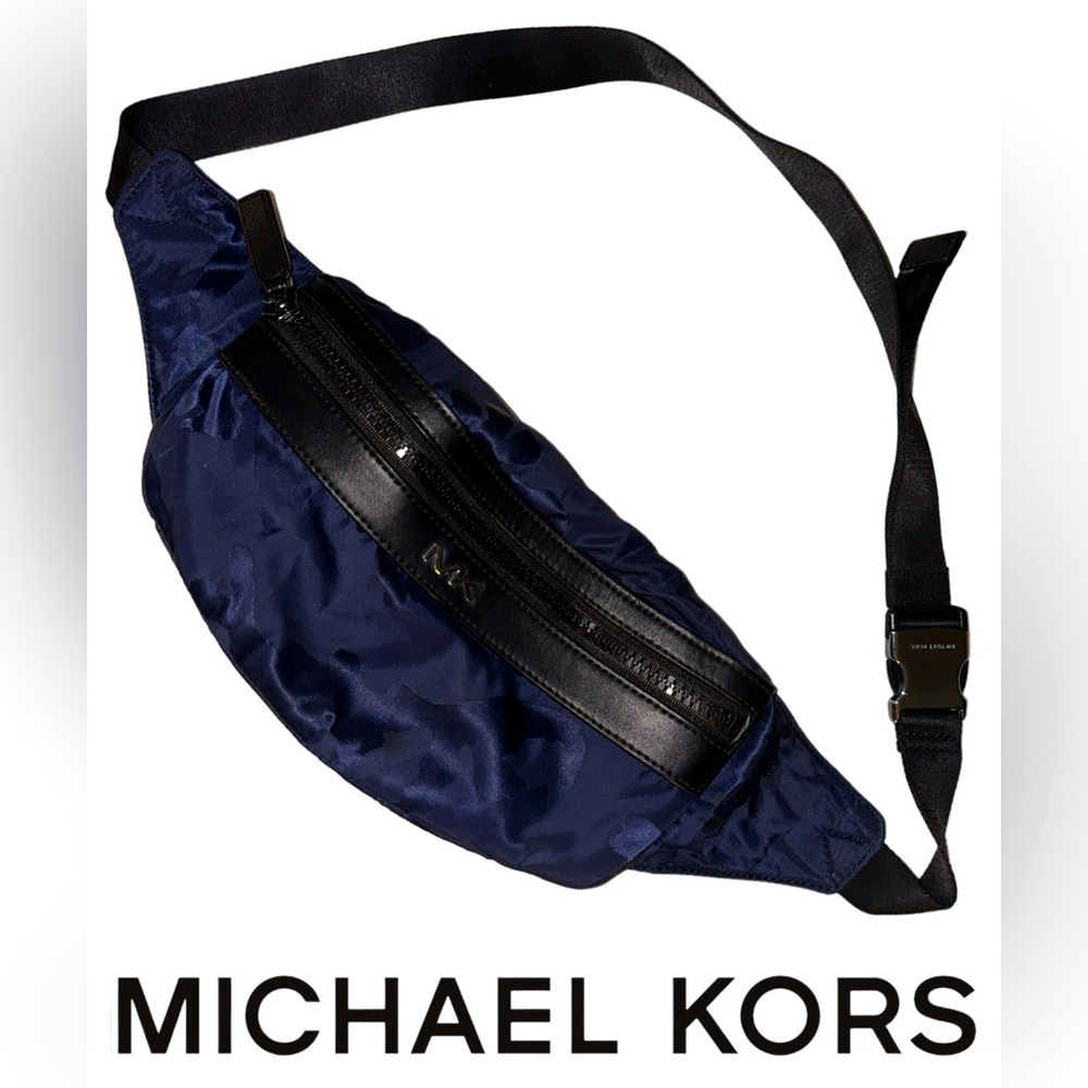 Men’s- Michael Kors Blue Camouflage Print Belt Bag- Excellent Used Condition 💼
